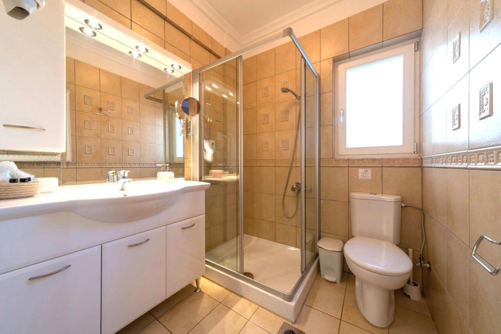 Nautilus Luxury Suites Галаксиди Экстерьер фото